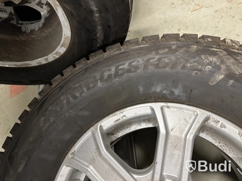4 st. Vinterhjul, Bridgestone 265/70R16 112R