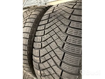 4 st. Vinterhjul, Pirelli 245/45R18 100H