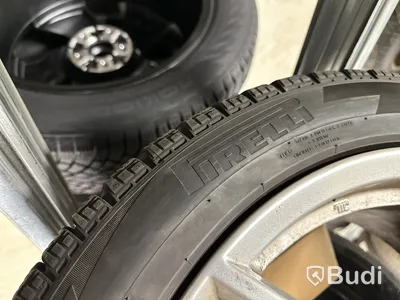 4 st. Vinterhjul, Pirelli 245/45R18 100H