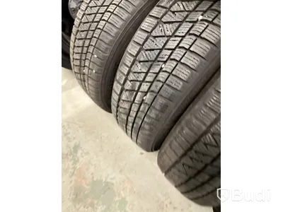 4 st. Vinterhjul, Kumho 215/65R17