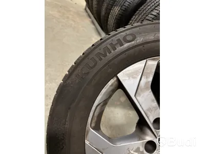 4 st. Vinterhjul, Kumho 215/65R17