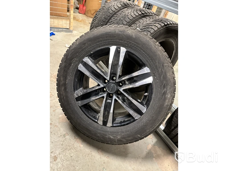 4 st. Vinterhjul, Nokian 255/60R18