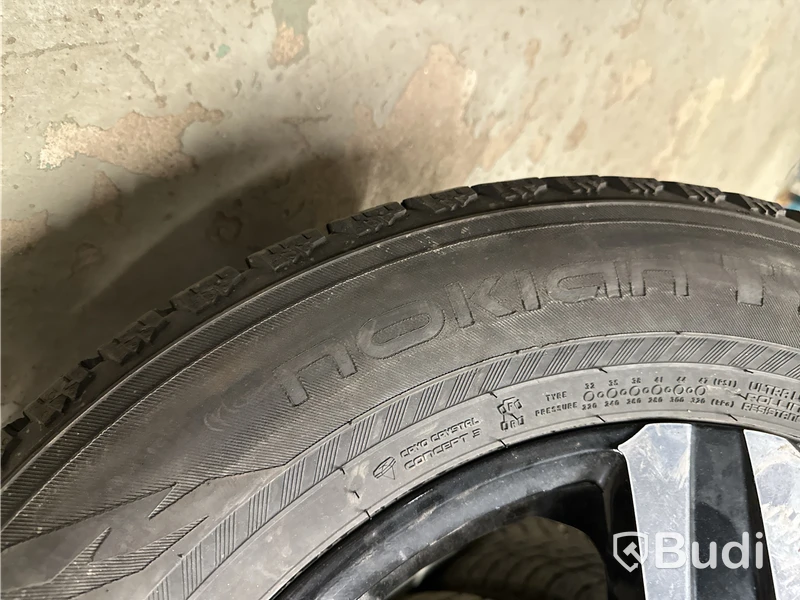 4 st. Vinterhjul, Nokian 255/60R18