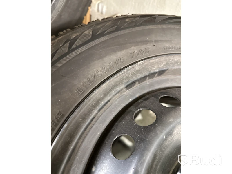 4 st. Vinterhjul, Bridgestone 215/65R16