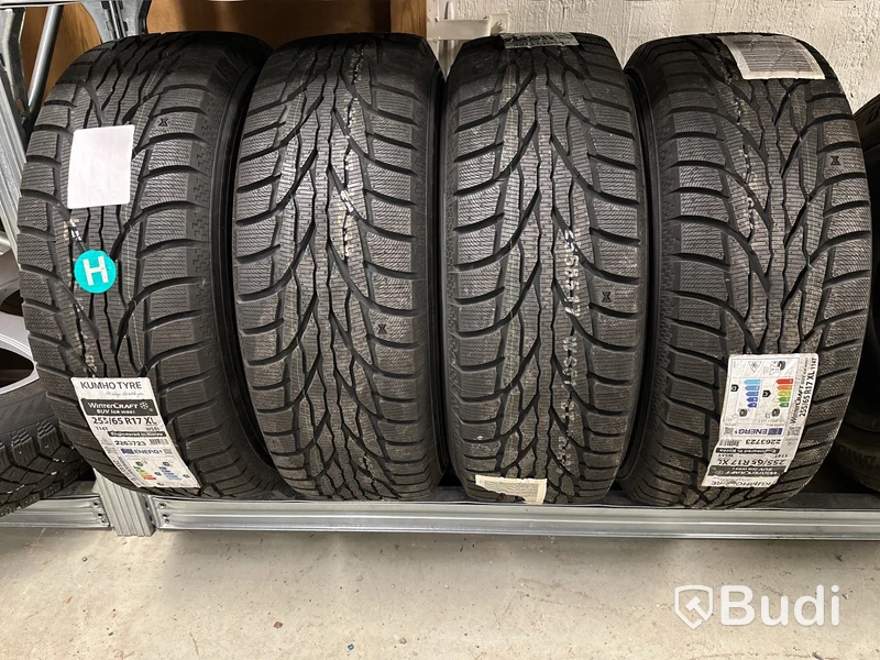 4 st. Vinterhjul, Kumho 255/65R17