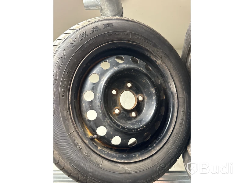 4 st. Sommarhjul, Goodyear 185/65R15