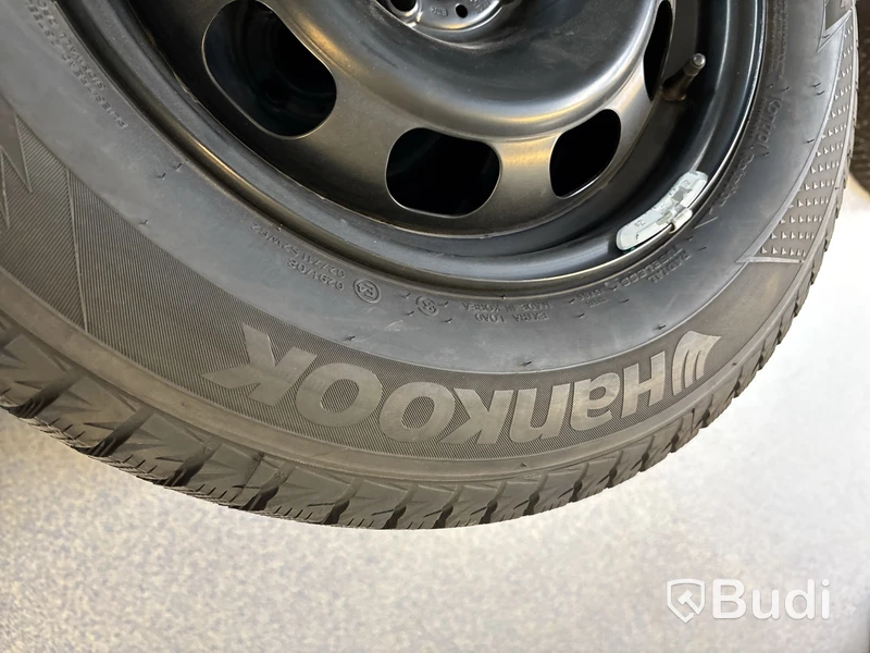 4 st. Vinterhjul Hankook 215/65R16 102T