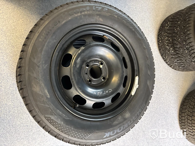 4 st. Vinterhjul Hankook 215/65R16 102T
