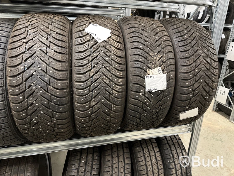 4 st. Vinterdäck Nokian Tyres Hakkapelitta 10 SUV 235/55 R18