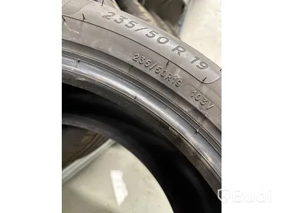 2 st. Sommardäck Michelin 235/50 R19
