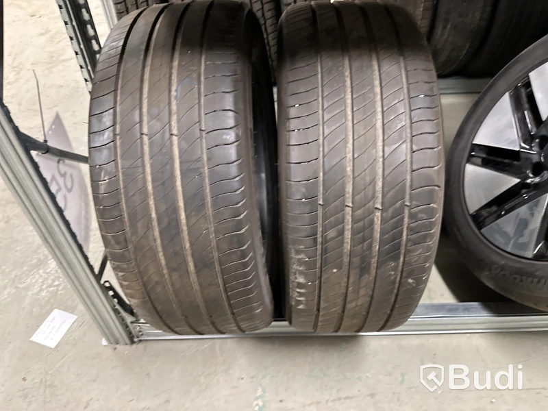 2 st. Sommardäck Michelin 235/50 R19