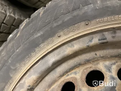 2 st. Vinterhjul Bridgestone 205/55 R16 94T