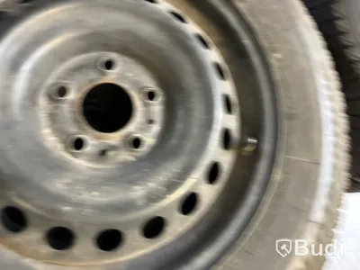 4 st. Vinterhjul Bridgestone  215/65r16 102S