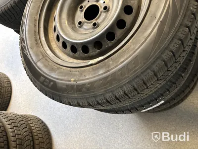 4 st. Vinterhjul Bridgestone  215/65r16 102S