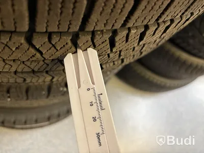 4 st. Vinterhjul Bridgestone  215/65r16 102S