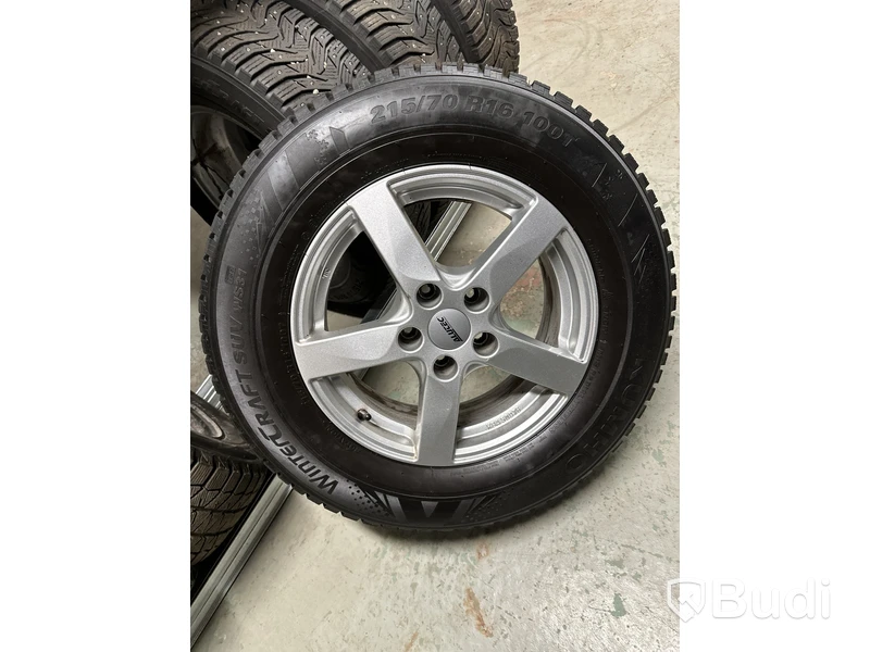 4 st. Vinterhjul Kumho 215/70 R16 100T