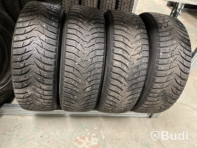 4 st. Vinterhjul Kumho 215/70 R16 100T