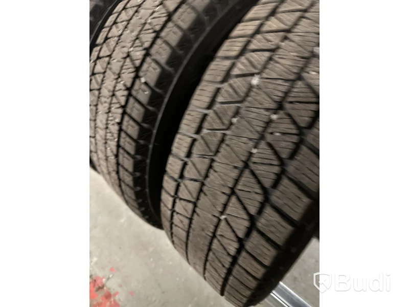 4 st. Vinterhjul Bridgestone 225/60 R17 103S
