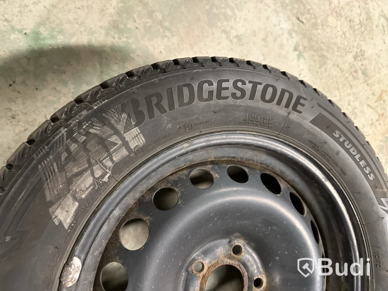 4 st. Vinterhjul Bridgestone 225/60 R17 103S