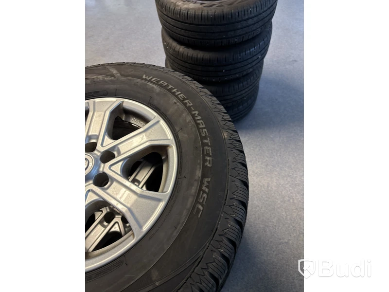 4 st. Vinterhjul Cooper 255/70R16