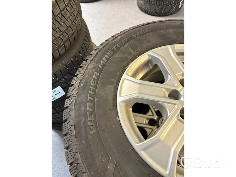 4 st. Vinterhjul Cooper 255/70R16