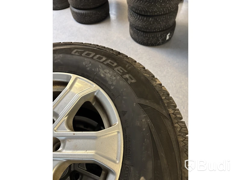 4 st. Vinterhjul Cooper 255/70R16