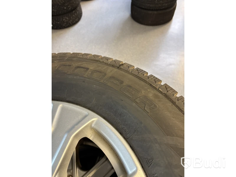 4 st. Vinterhjul Cooper 255/70R16