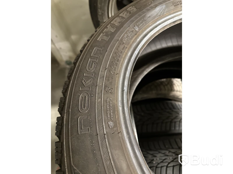 2 st. Däck Nokian tyres hakkapeliitta r3 suv 235/55 R19