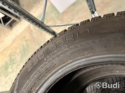 2 st. Däck Nokian tyres hakkapeliitta r3 suv 235/55 R19