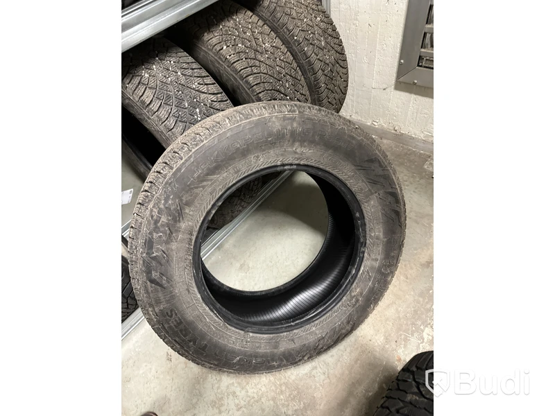 4 st. Vinterdäck Nokian tyres hakkapeliitta r5 suv 245/65 R17