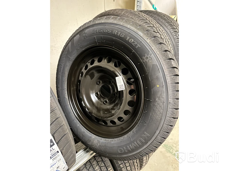 NY 4 st. Vinterdäck Kumho 215/65R16 XL