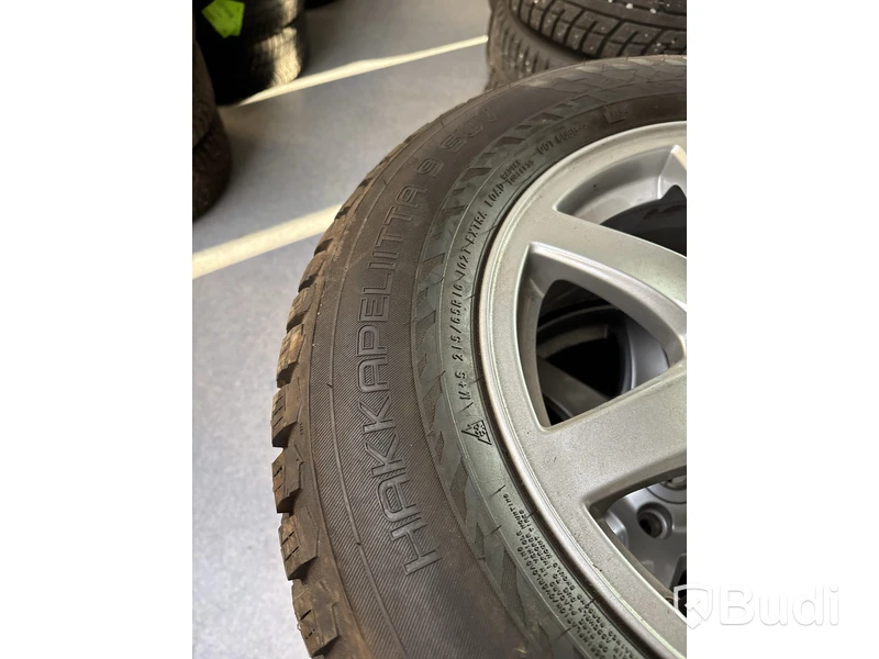 4 st. Vinterhjul Nokian 215/65R16