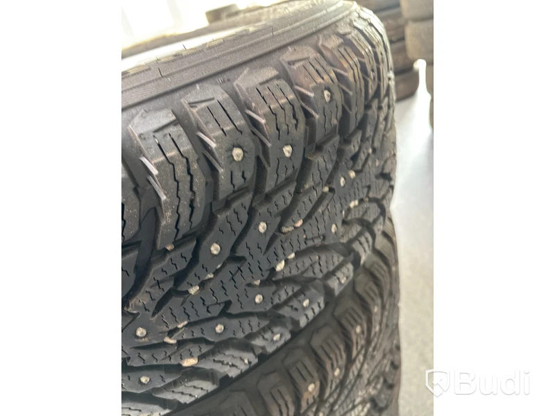 4 st. Vinterhjul Nokian 215/65R16