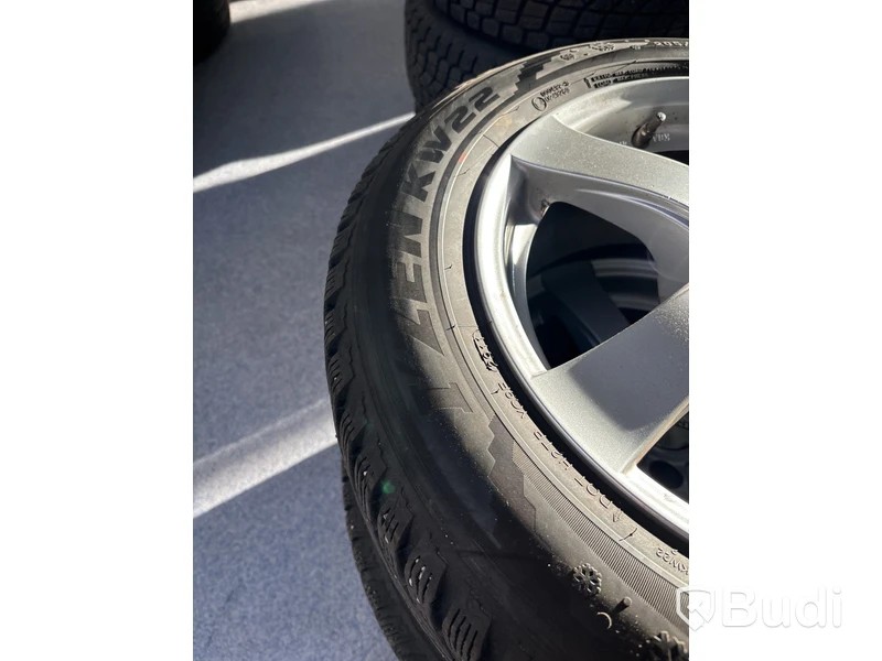 4 st. Vinterhjul Kumho 205/60R16 96T XL