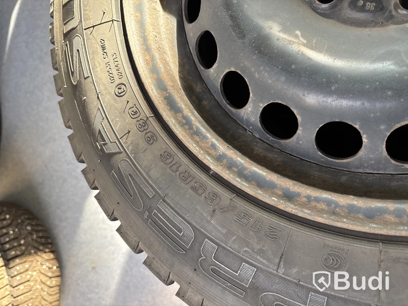 4 st. Vinterhjul Maxxis 215/65R16 98Q