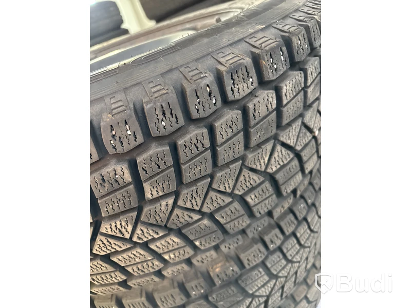 4 st. Vinterhjul Maxxis 215/65R16 98Q