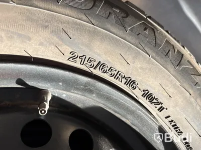 4 st. Vinterhjul Bridgestone 215,65R16 102T