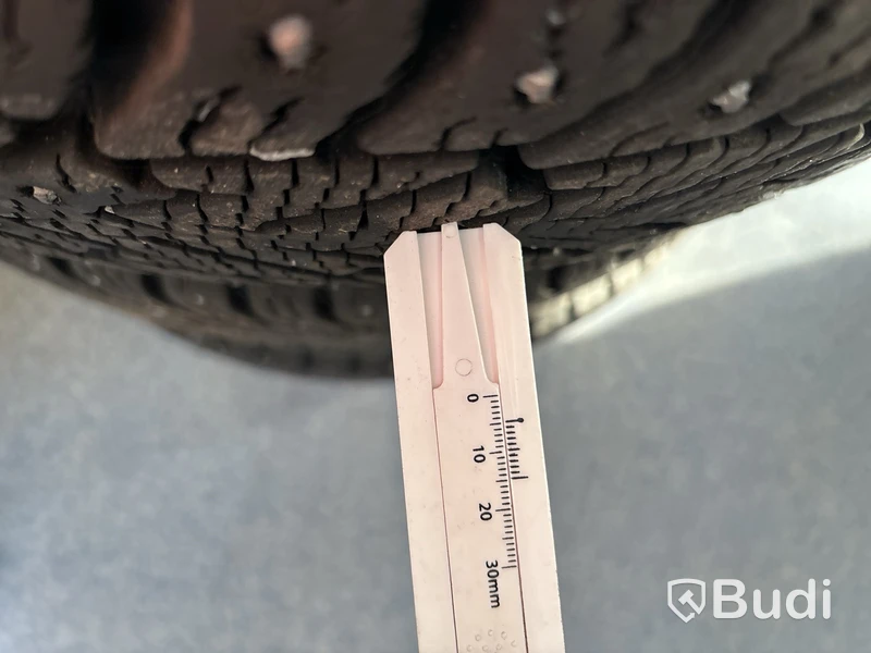 4 st. Vinterhjul Bridgestone 215,65R16 102T