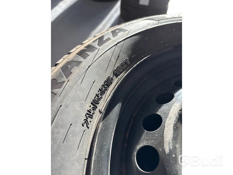 4 st. Vinterhjul Bridgestone 215,65R16 102T