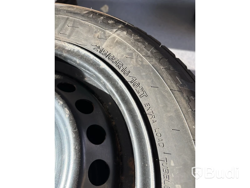 4 st. Vinterhjul Bridgestone 215,65R16 102T