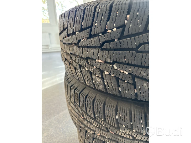 4 st. Vinterhjul Nokian 215/65R16 102R XL