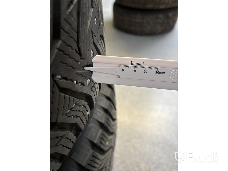 4 st. Vinterhjul Kumho 205/55R16 94T