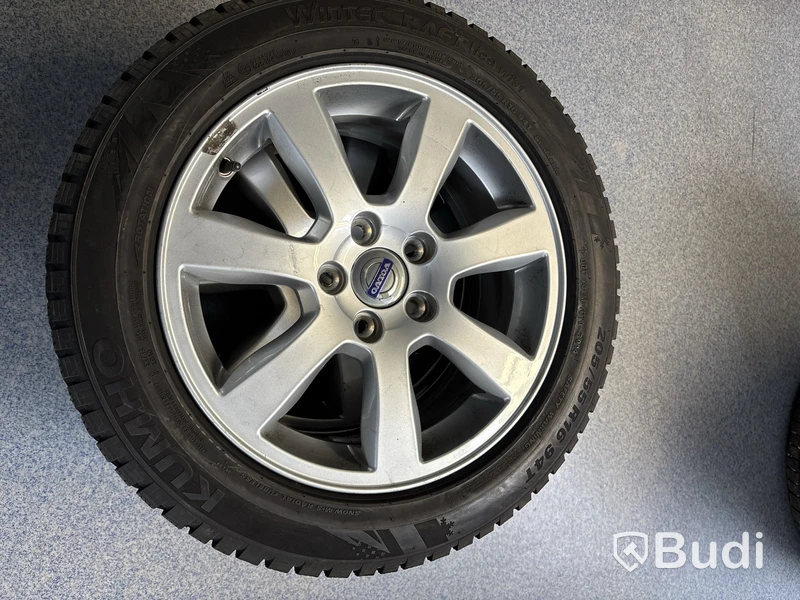 4 st. Vinterhjul Kumho 205/55R16 94T