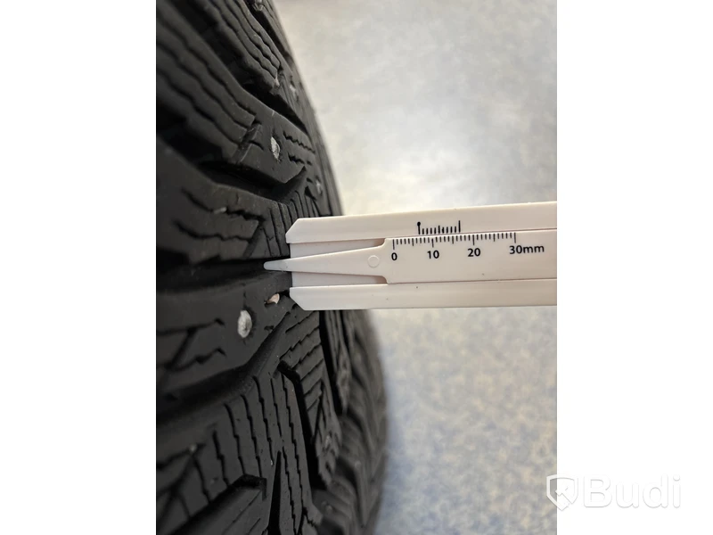 4 st. Vinterhjul Kumho 205/55R16 94T
