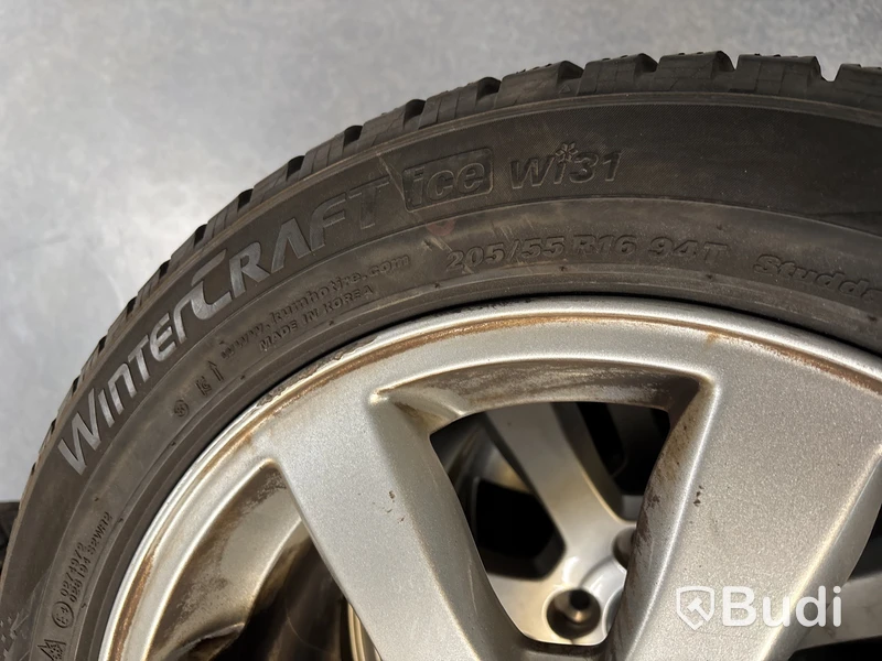 4 st. Vinterhjul Kumho 205/55R16 94T