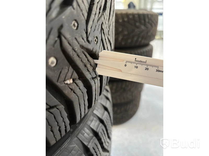 4 st. Vinterhjul Kumho 205/55R16 94T