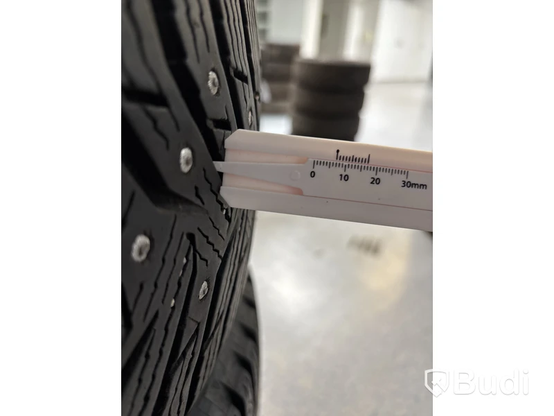4 st. Vinterhjul Kumho 205/55R16 94T