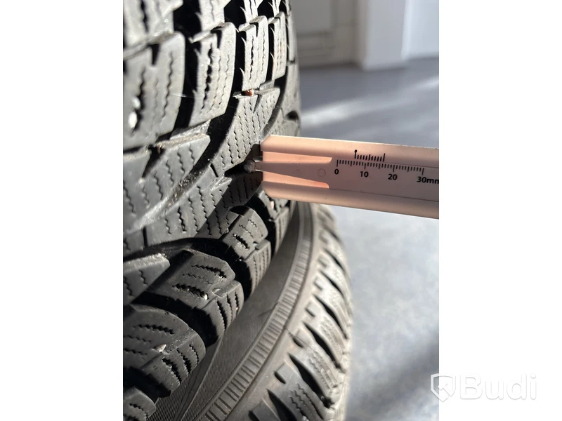 3 st. Vinterhjul Nokian 185/65R15 92T XL