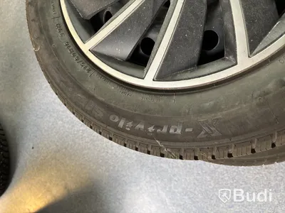 4 st. Vinterdäck Tracmax 215/60R16