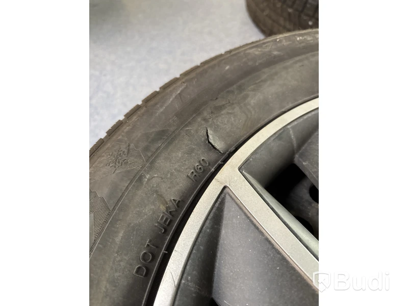 4 st. Vinterdäck Tracmax 215/60R16